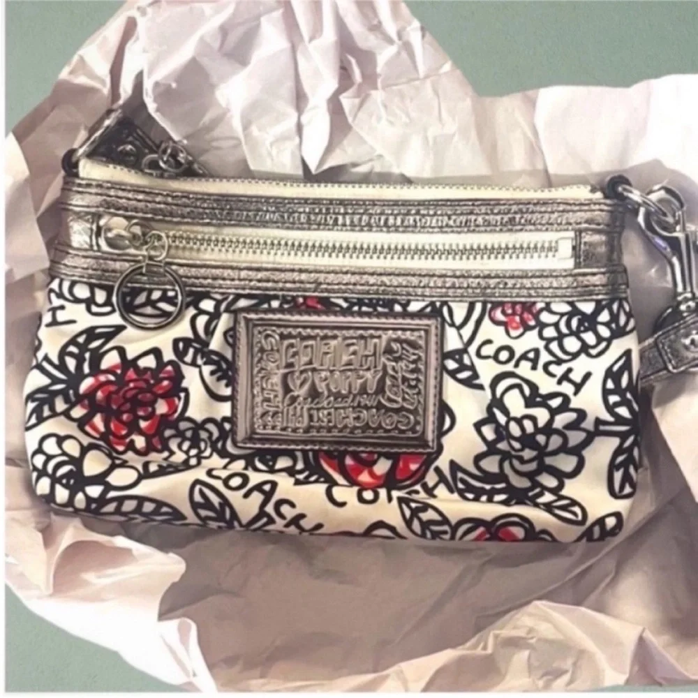 Coach Floral Print Poppy Graffiti Handbag - Picture 4 of 7